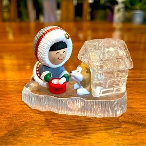 Vintage Hallmark Frosty Friends 14th series ornament